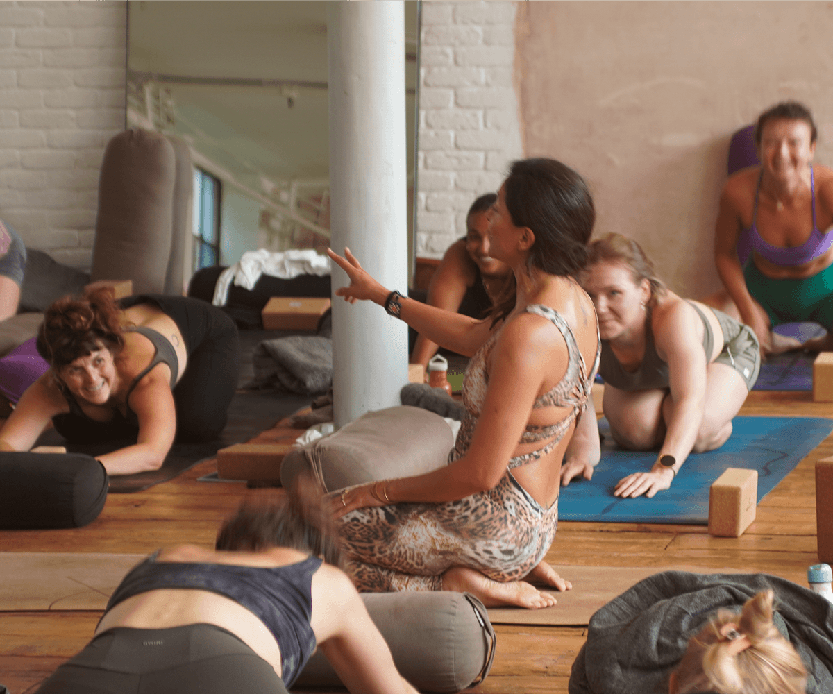 Mandala Vinyasa Teacher Training with Dulce leading a vinyasa yoga class